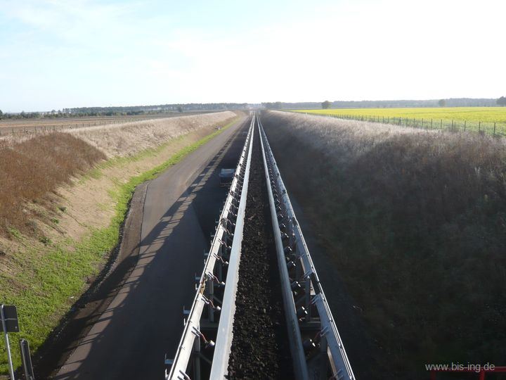 dbj_straßen_wegebau.jpg